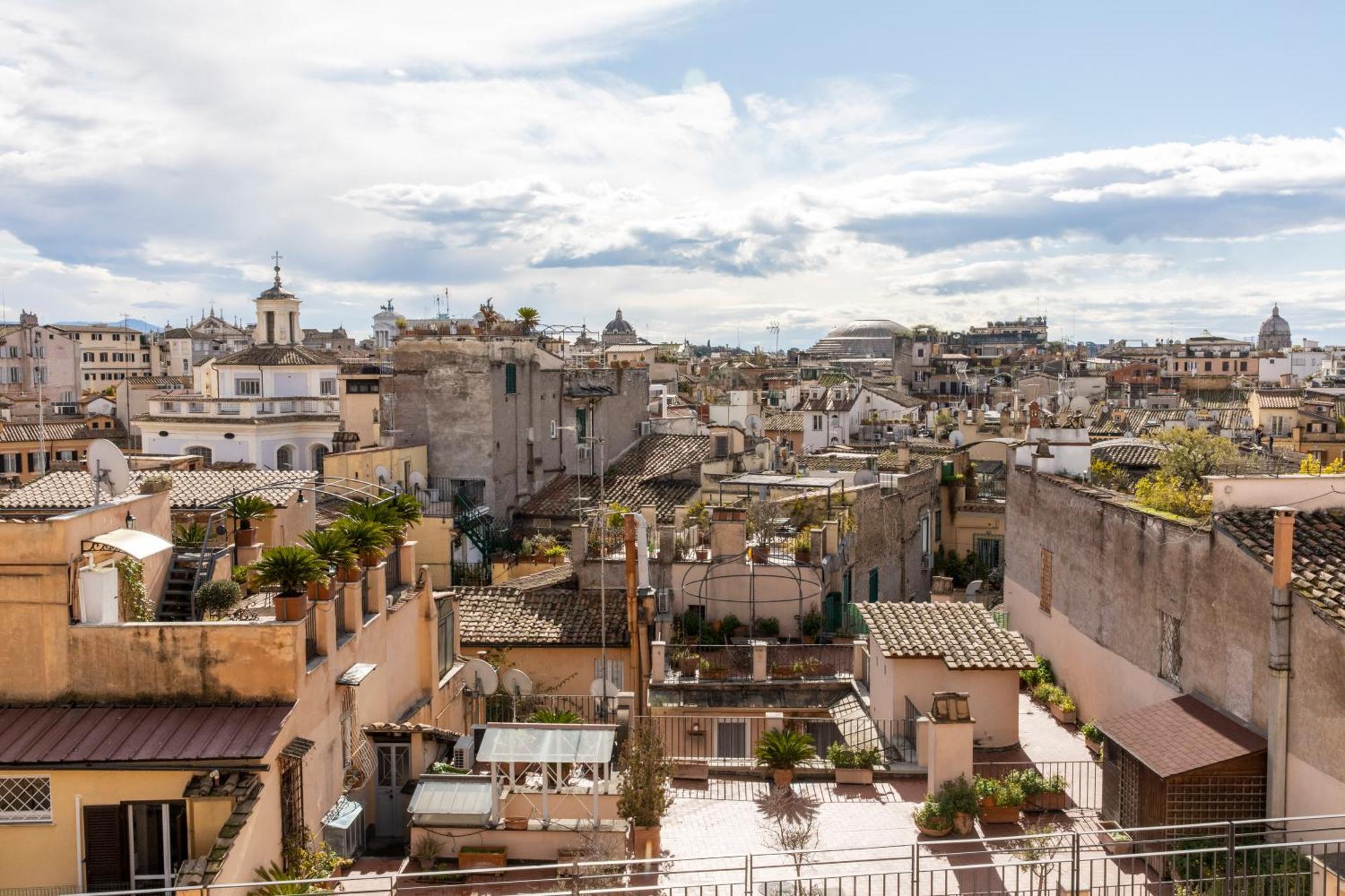 Hotel Adriano Rooftop — Photos 1